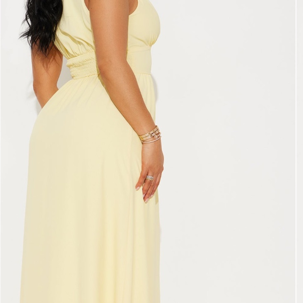 Elegant Yellow Maxi Dress